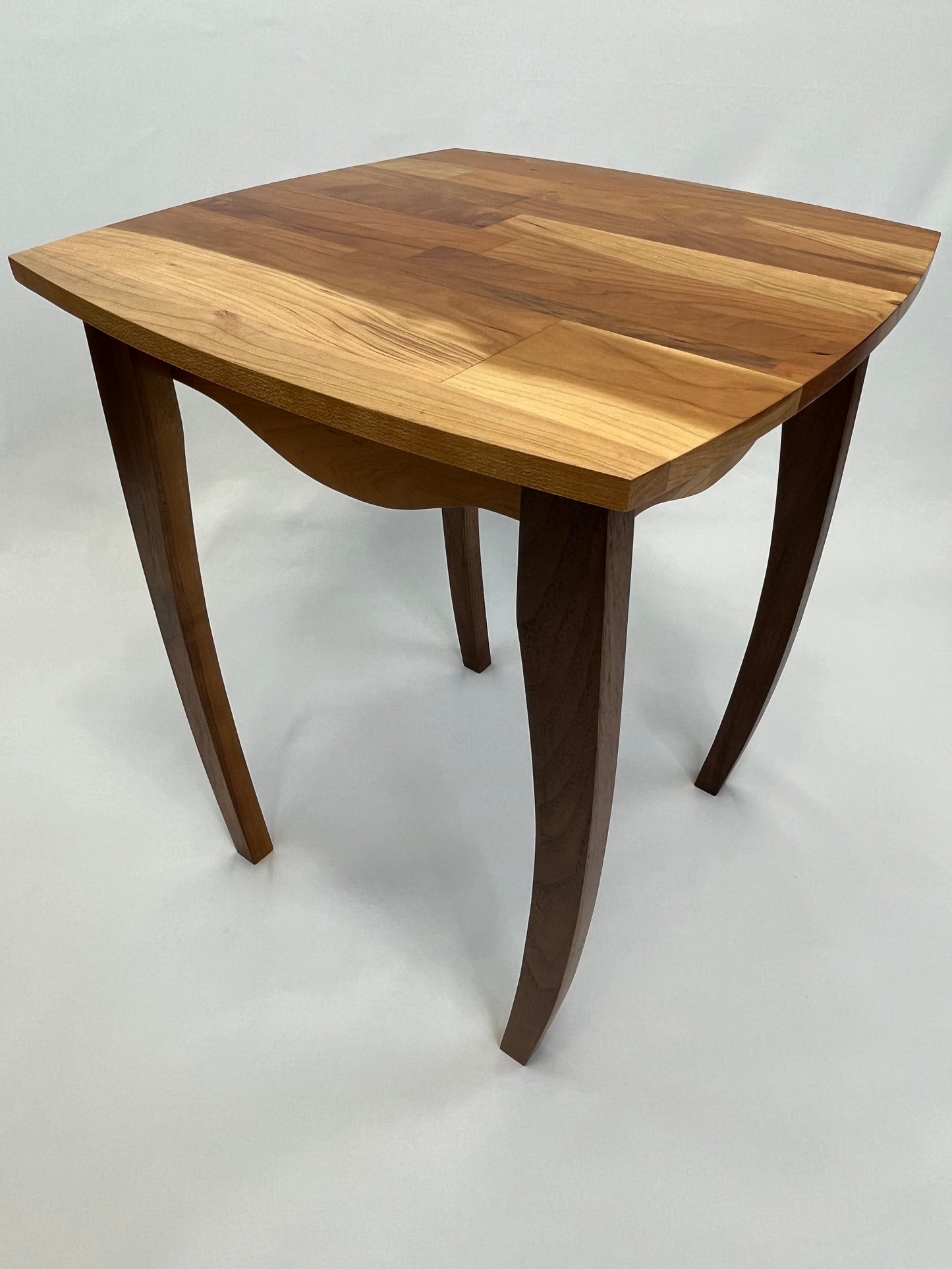 End Table Curved Legs - Set of 2