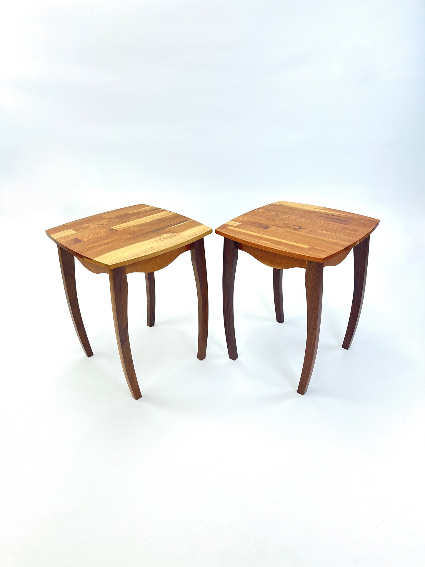 End Table Curved Legs - Set of 2