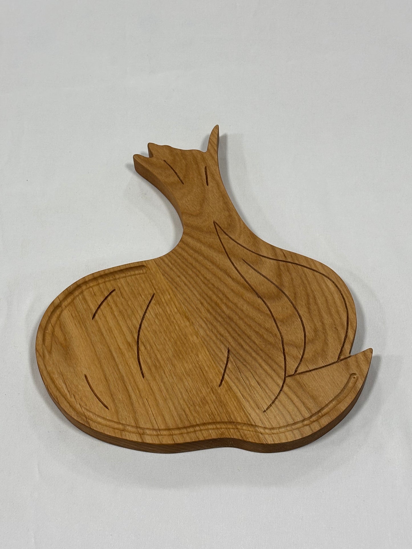 Garlic Charcuterie Board & Plates